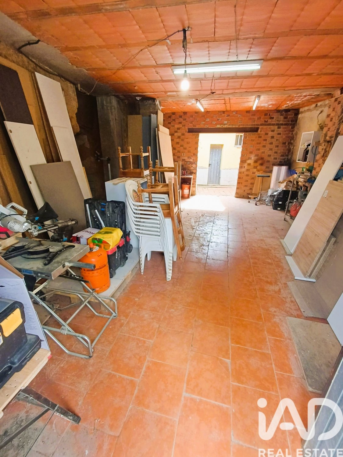 Villa i Valverde de la Virgen, Leon, Spanien 3 sovrum, 175 kvm. Nr. 185040
