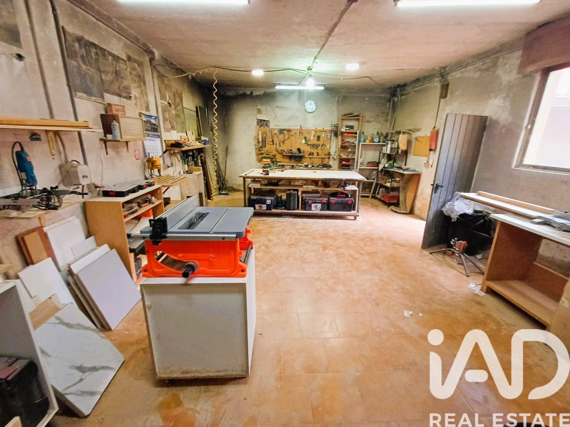 Villa i Valverde de la Virgen, Leon, Spanien 3 sovrum, 175 kvm. Nr. 185040
