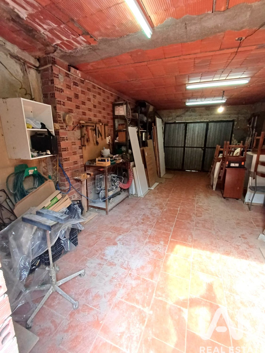 Villa i Valverde de la Virgen, Leon, Spanien 3 sovrum, 175 kvm. Nr. 185040