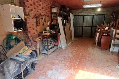 Продажа виллы в Вальверде де ла Вирхен, Леон, Испания 3 спальни, 175м2 №185040 - фото 13