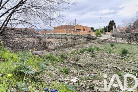 Zemes gabals Colmenar de Oreja, Madrid, Spānijā 1390 m2 Nr. 185077