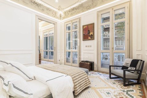Apartamento en venta en Barcelona, España 4 dormitorios, 304 m2 No. 150838 - foto 17