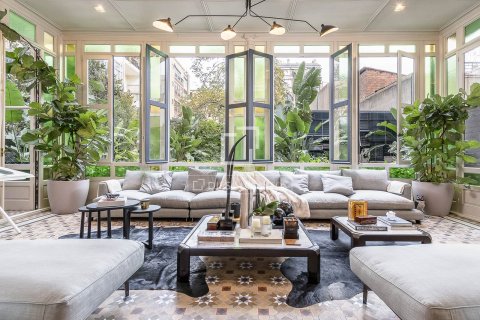 Apartamento en venta en Barcelona, España 4 dormitorios, 304 m2 No. 150838 - foto 4