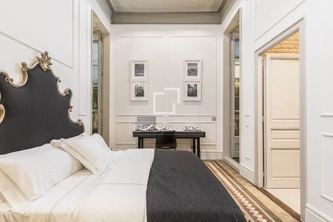 Apartamento en venta en Barcelona, España 4 dormitorios, 304 m2 No. 150838 - foto 25