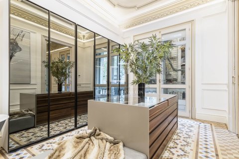 Apartamento en venta en Barcelona, España 4 dormitorios, 304 m2 No. 150838 - foto 19