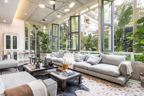 Apartamento en venta en Barcelona, España 4 dormitorios, 304 m2 No. 150838 - foto 5