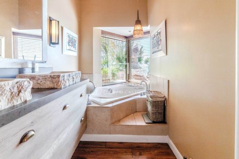 Villa for sale in Sitges, Barcelona, Spain 5 bedrooms, 399 sq.m. No. 150834 - photo 15