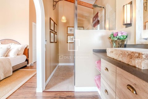 Villa for sale in Sitges, Barcelona, Spain 5 bedrooms, 399 sq.m. No. 150834 - photo 16