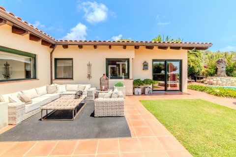 Villa for sale in Sitges, Barcelona, Spain 5 bedrooms, 399 sq.m. No. 150834 - photo 23