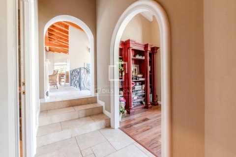 Villa for sale in Sitges, Barcelona, Spain 5 bedrooms, 399 sq.m. No. 150834 - photo 19