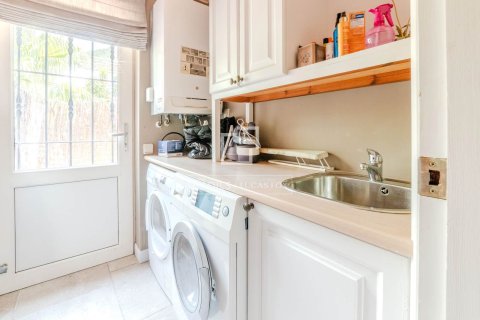 Villa for sale in Sitges, Barcelona, Spain 5 bedrooms, 399 sq.m. No. 150834 - photo 21