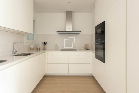 Dzīvoklis pārdošanā Barcelona, Spānijā 3 istabas, 133 m2 Nr. 150833 - attēls 13