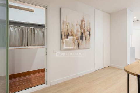 Dzīvoklis pārdošanā Barcelona, Spānijā 3 istabas, 133 m2 Nr. 150833 - attēls 23