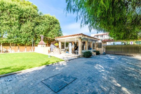 Villa for sale in Sitges, Barcelona, Spain 7 bedrooms, 621 sq.m. No. 150835 - photo 23