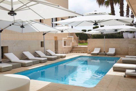 Villa for sale in Sitges, Barcelona, Spain 7 bedrooms, 621 sq.m. No. 150835 - photo 10