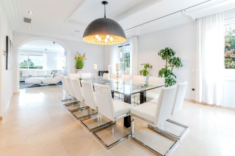 Villa for sale in Sitges, Barcelona, Spain 7 bedrooms, 621 sq.m. No. 150835 - photo 30