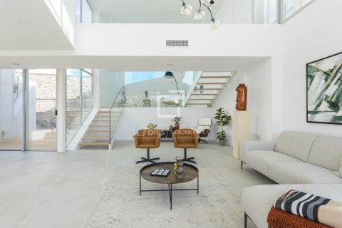 Villa for sale in Sitges, Barcelona, Spain 4 bedrooms, 513 sq.m. No. 150836 - photo 17