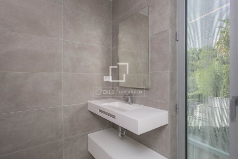 Villa for sale in Sitges, Barcelona, Spain 4 bedrooms, 513 sq.m. No. 150836 - photo 26