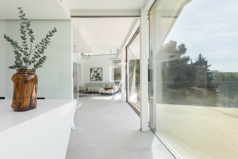 Villa for sale in Sitges, Barcelona, Spain 4 bedrooms, 513 sq.m. No. 150836 - photo 11