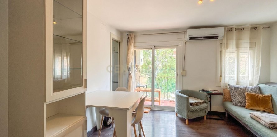Wohnung in Barcelona, Spanien 2 Schlafzimmer, 51 m2 Nr. 196843