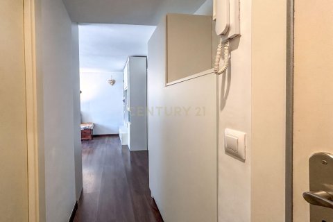 Wohnung zum Verkauf in Barcelona, Spanien 2 Schlafzimmer, 51 m2 Nr. 196843 - Foto 7