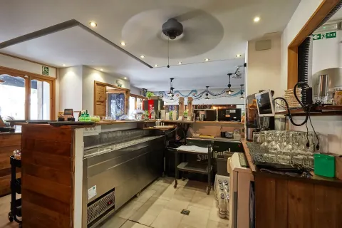 Продажа бара в Эль Масноу, Барселона, Испания 113м2 №196842 - фото 9