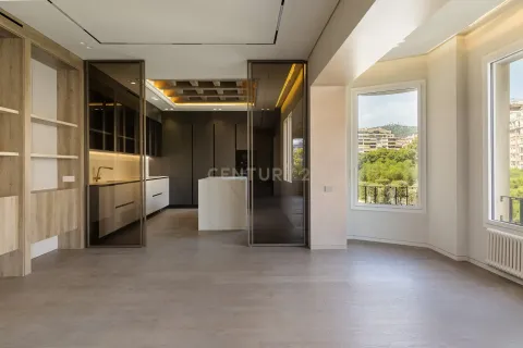 Wohnung zum Verkauf in Barcelona, Spanien 5 Schlafzimmer, 455 m2 Nr. 196844 - Foto 3