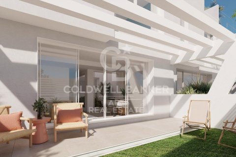 Huoneisto myytävänä Estepona, Malaga, Espanja, 2 makuuhuonetta, 106 m2 No. 157719 - kuva 3