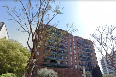 Retail store in Esplugues de Llobregat, Barcelona, Spain 98 sq.m. No. 167194