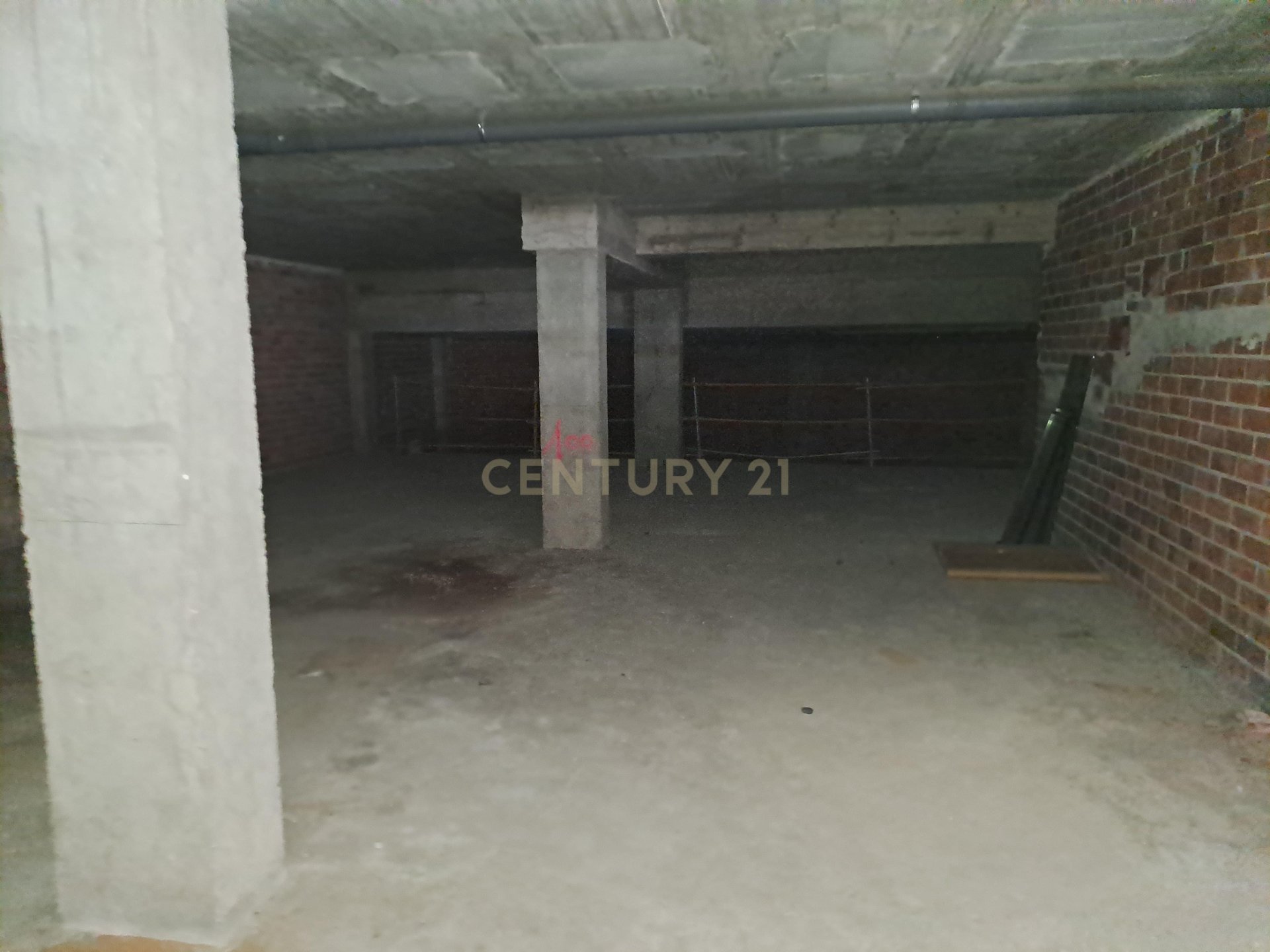 Butik i Esplugues de Llobregat, Barcelona, Spanien 98 kvm. Nr. 167194