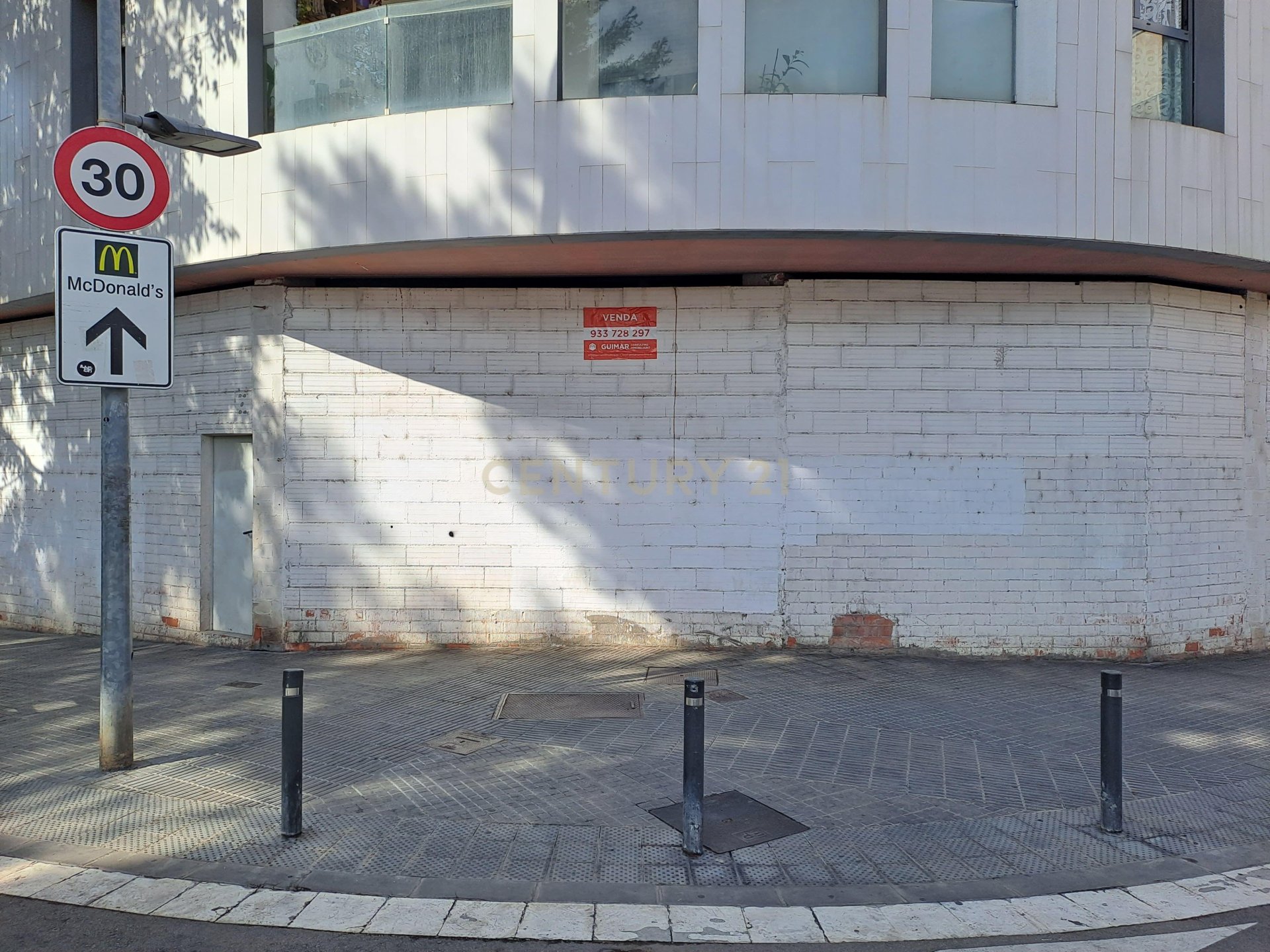 Butik i Esplugues de Llobregat, Barcelona, Spanien 98 kvm. Nr. 167194