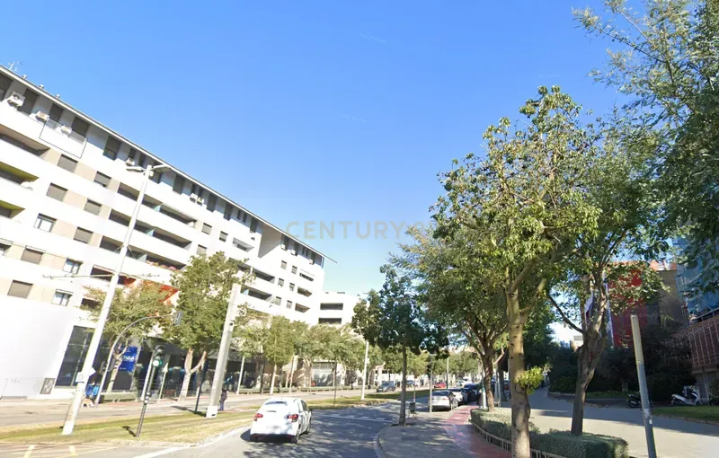 Butik i Esplugues de Llobregat, Barcelona, Spanien 98 kvm. Nr. 167194
