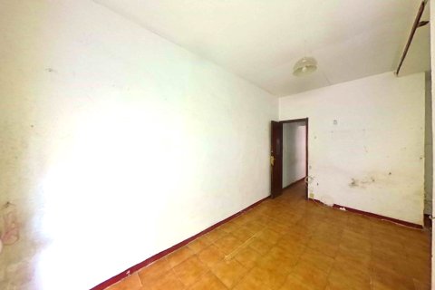 Apartment in Barcelona, Spain 2 bedrooms, 74 sq.m. No. 167189