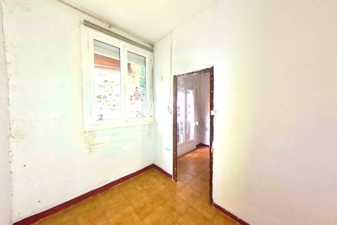Apartment for sale in Barcelona, Spain 2 bedrooms, 74 sq.m. No. 167189 - photo 10