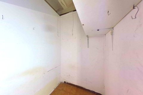 Apartment for sale in Barcelona, Spain 2 bedrooms, 74 sq.m. No. 167189 - photo 16