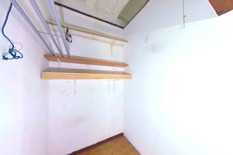 Apartment for sale in Barcelona, Spain 2 bedrooms, 74 sq.m. No. 167189 - photo 17