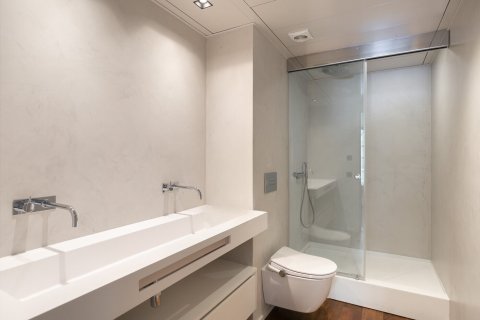 Apartment à vendre à Barcelona, Espagne, 2 chambres, No. 140972 - photo 15