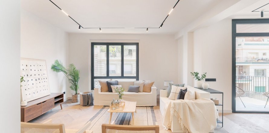 Apartamento en Barcelona, España 4 dormitorios, No. 140974