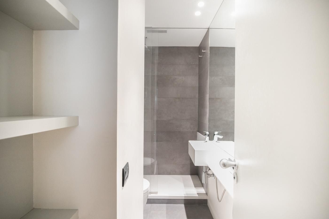 Wohnung in Barcelona, Spanien 3 Schlafzimmer,  Nr. 140973