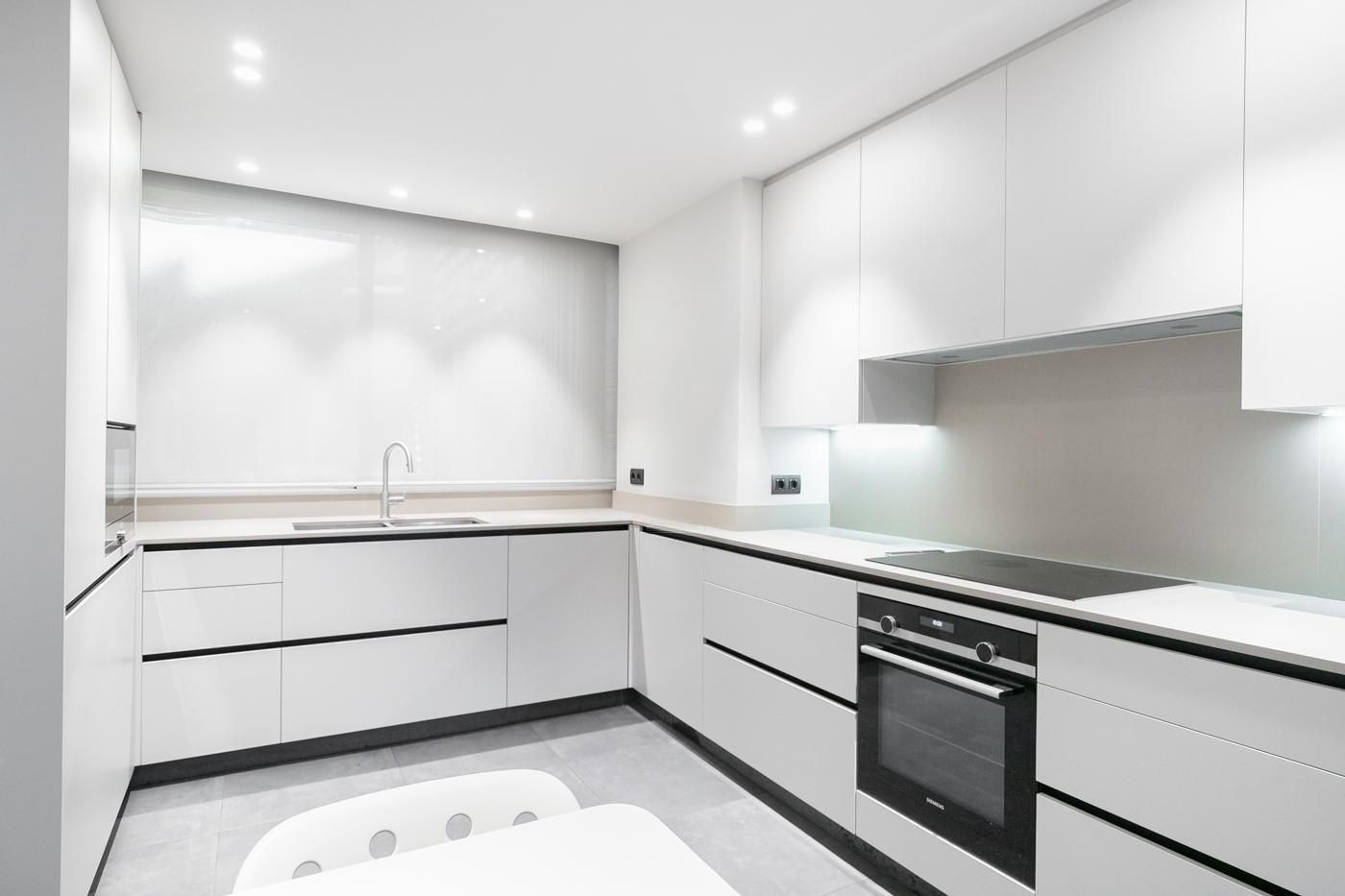 Wohnung in Barcelona, Spanien 3 Schlafzimmer,  Nr. 140973
