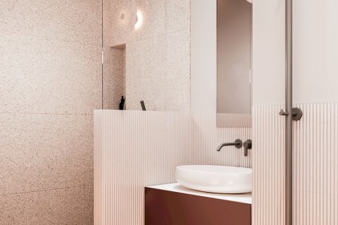 Apartamento en venta en Barcelona, España 3 dormitorios, No. 140969 - foto 20