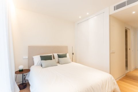 Apartment à vendre à Barcelona, EspagneNo. 140971 - photo 13