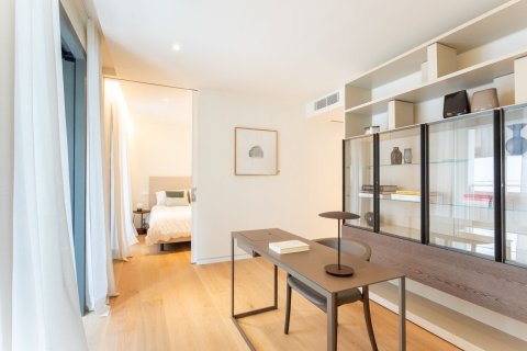 Apartment à vendre à Barcelona, EspagneNo. 140971 - photo 11