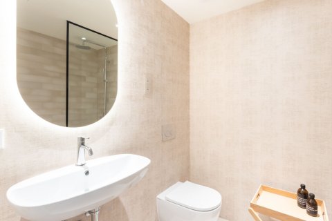 Apartment à vendre à Barcelona, EspagneNo. 140971 - photo 15