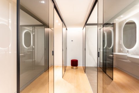 Apartment à vendre à Barcelona, EspagneNo. 140971 - photo 21