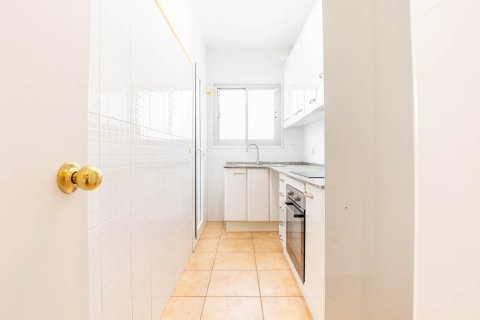 Apartamento en venta en Sant Cugat del Vallès, Barcelona, España 3 dormitorios, No. 140968 - foto 12