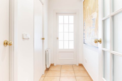 Apartamento en venta en Sant Cugat del Vallès, Barcelona, España 3 dormitorios, No. 140968 - foto 30