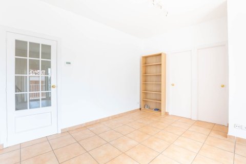 Apartamento en venta en Sant Cugat del Vallès, Barcelona, España 3 dormitorios, No. 140968 - foto 10