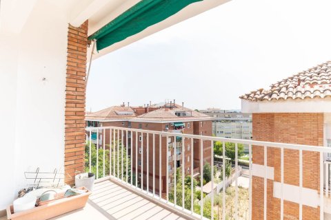 Apartamento en venta en Sant Cugat del Vallès, Barcelona, España 3 dormitorios, No. 140968 - foto 6
