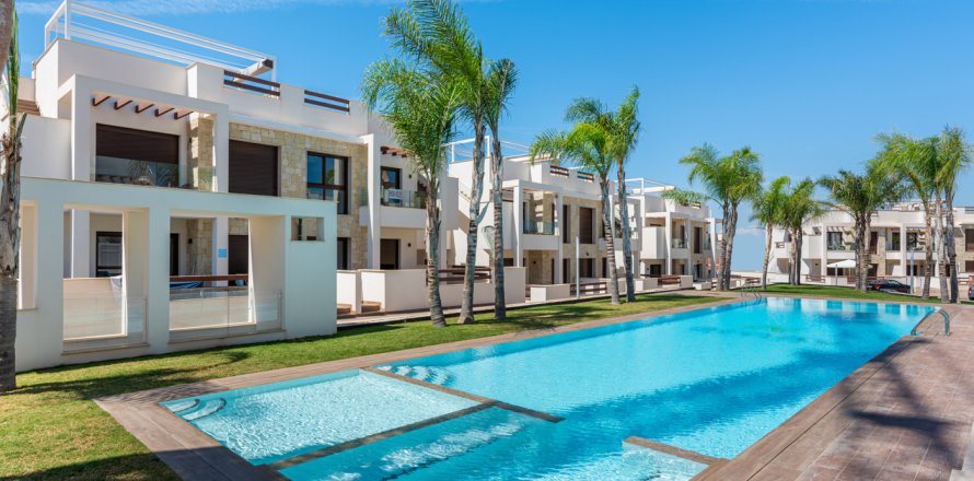 Bungalo Torrevieja, Alicante, Spānijā 2 istabas, 70 m2 Nr. 156546